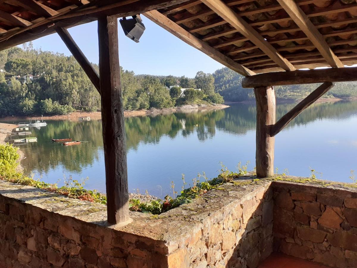 Вилла Casa Do Tojo E Rosmaninho Феррейра-ду-Зезери Экстерьер фото